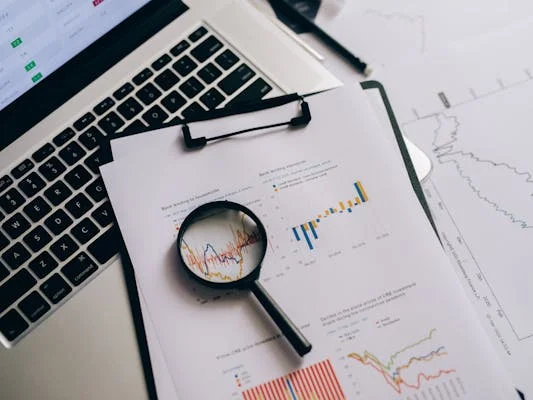 finance sensitivity analysis pathwise estimator